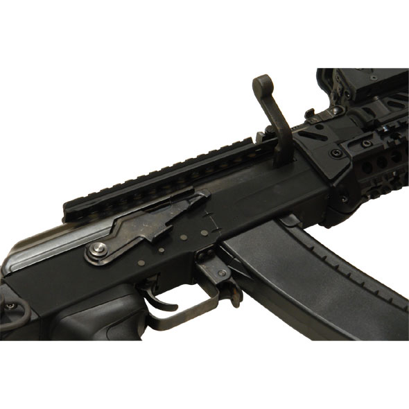 ufc-ak-12-a_590x590.jpg