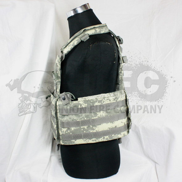UFC-CD-075ACU3sr.jpg