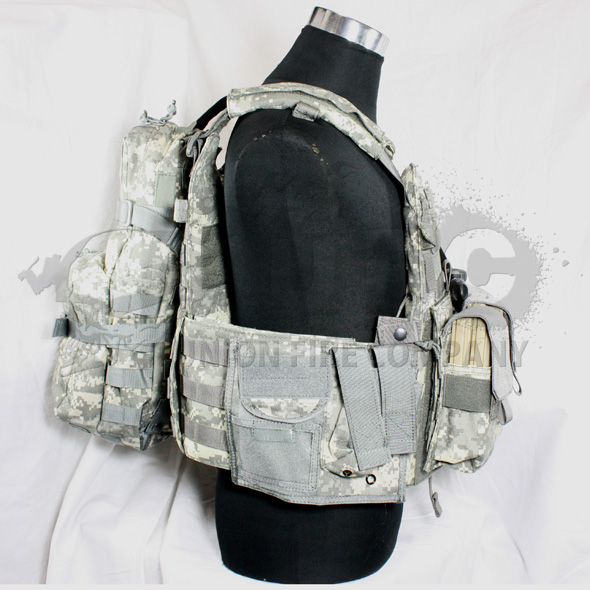 UFC-CD-075ACUS3sr.jpg
