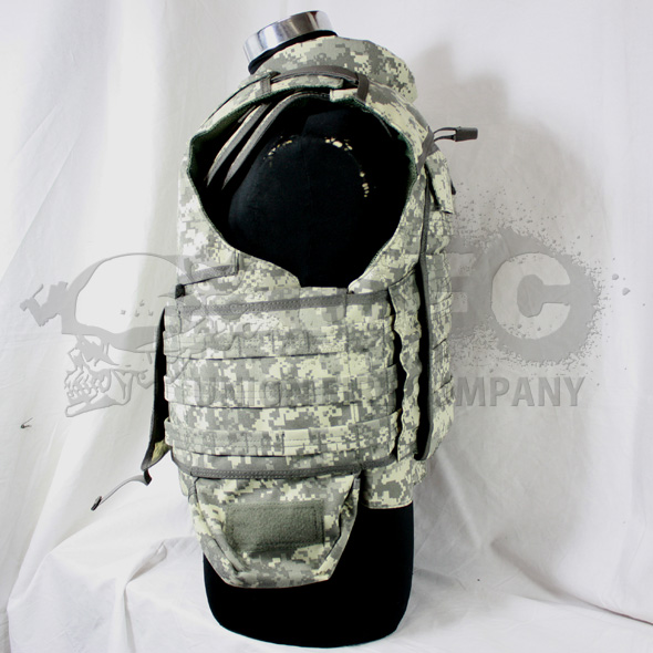 UFC-CD-078ACU4sr.jpg