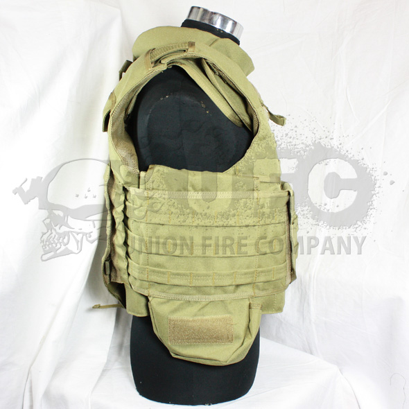 UFC-CD-078C3sr.jpg